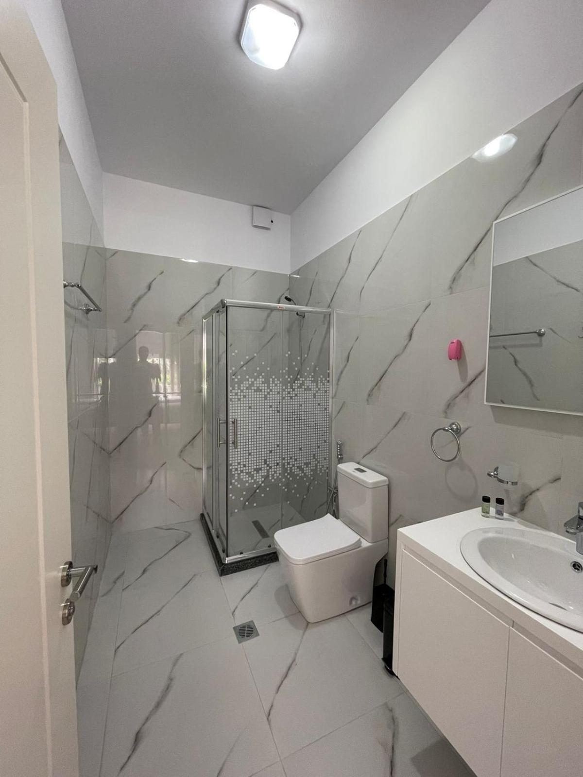 Ilvi Guesthouse Gjirokastra Zewnętrze zdjęcie