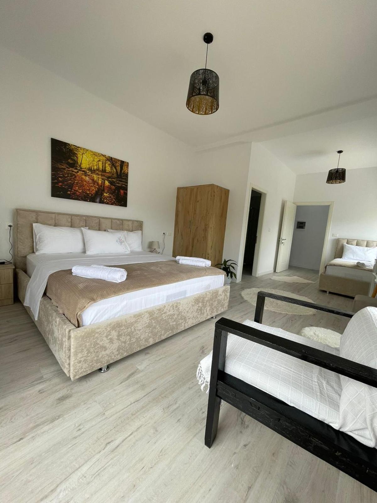 Ilvi Guesthouse Gjirokastra Zewnętrze zdjęcie
