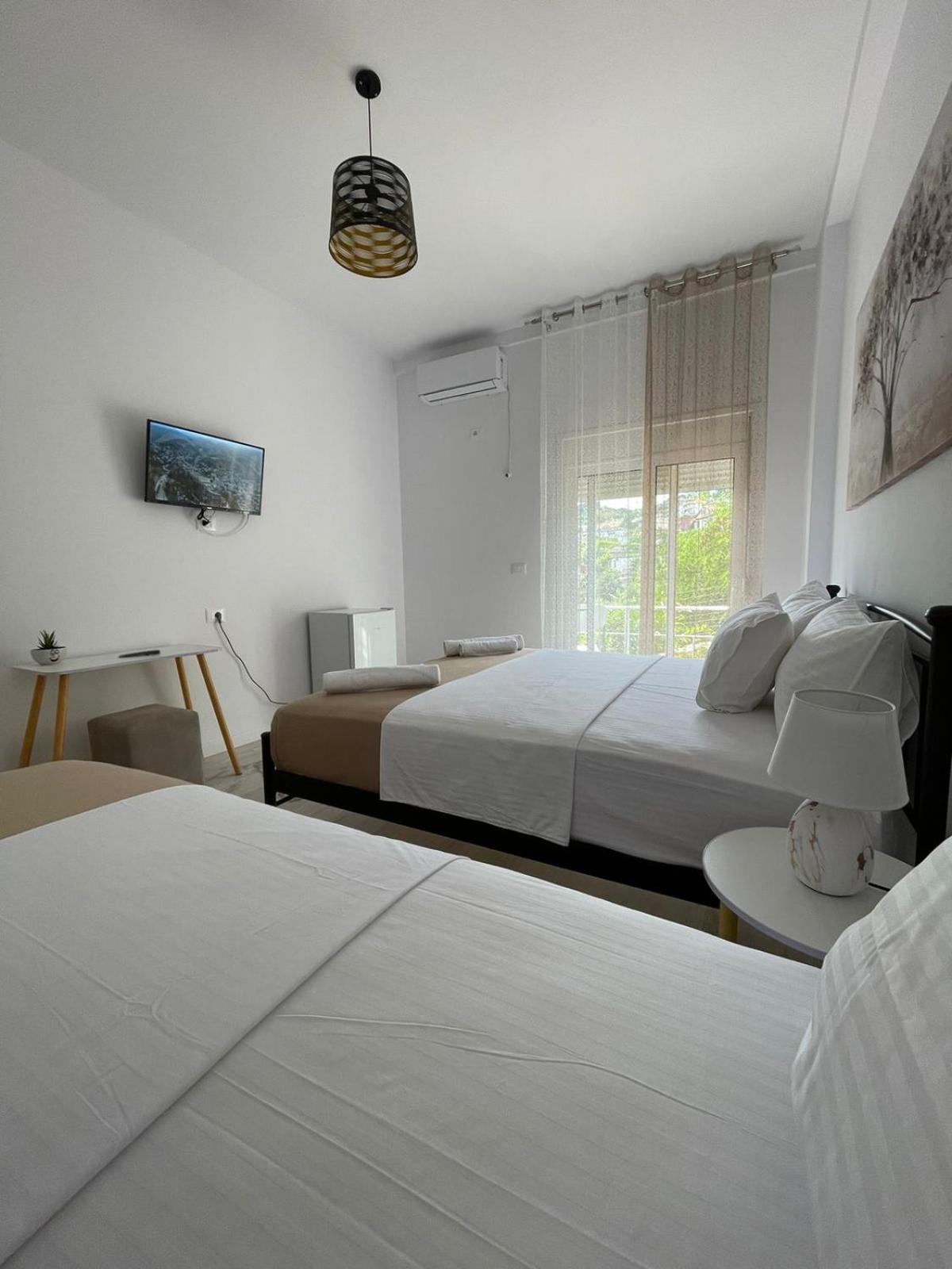 Ilvi Guesthouse Gjirokastra Zewnętrze zdjęcie